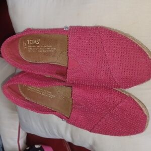 Toms Perforated Espadrille Pink Canvas Slip Ons, 7W